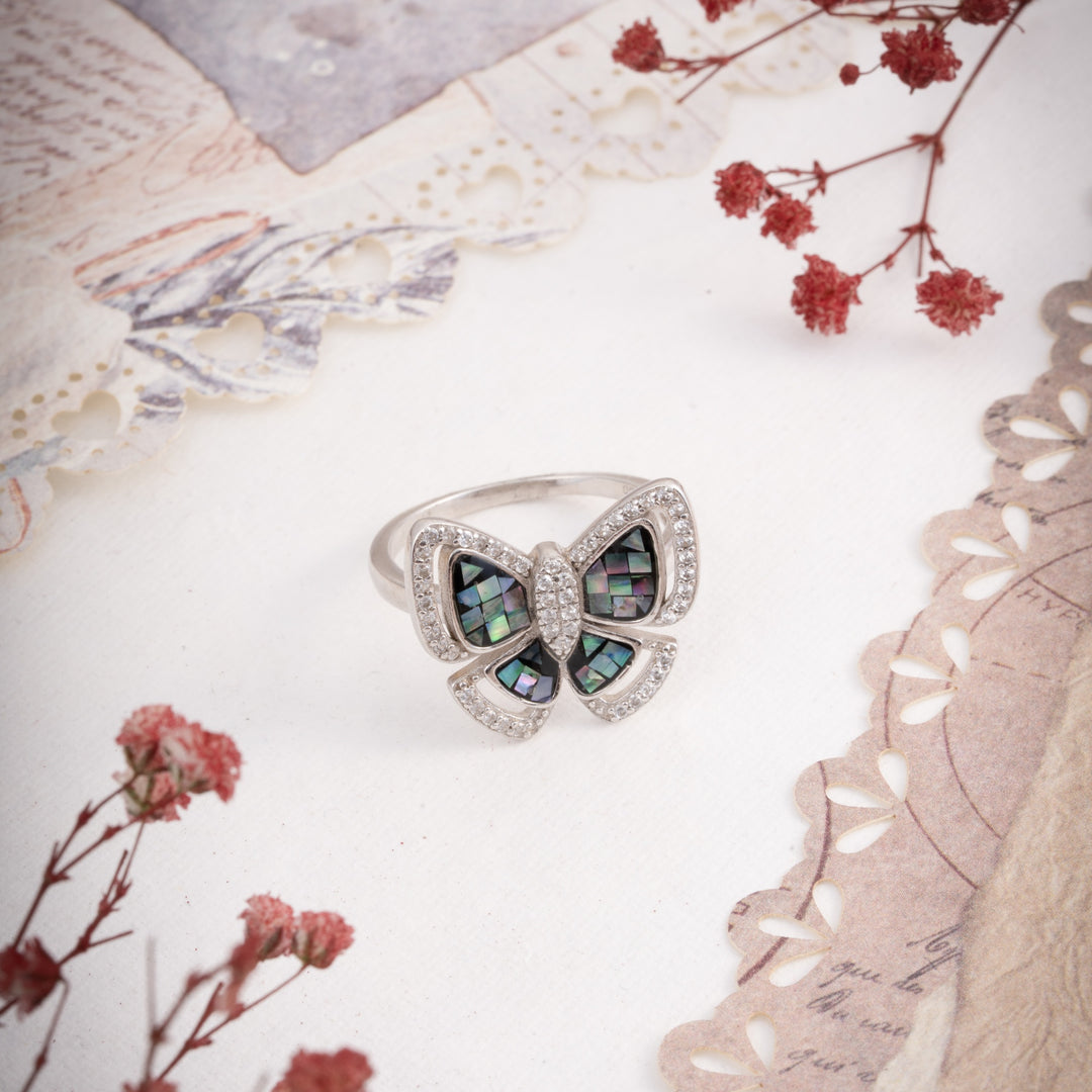 Love-Wing Ring