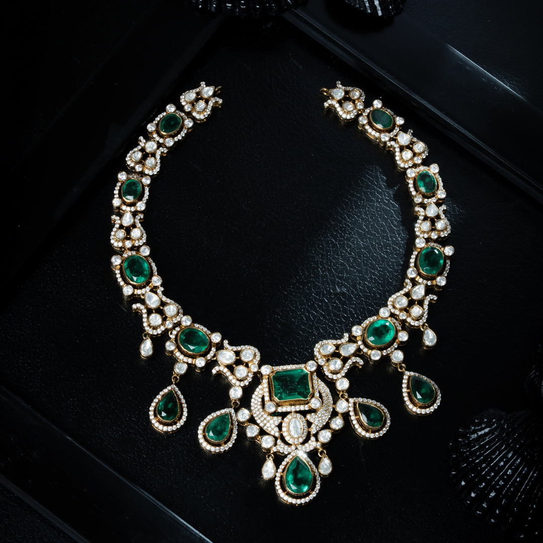 Emralis Victorian Necklace Set