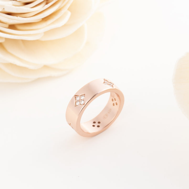 Rosé Tiara Ring