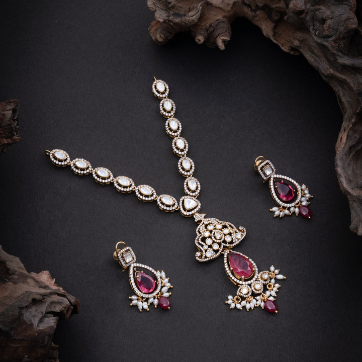 Flora Crimson Necklace Set