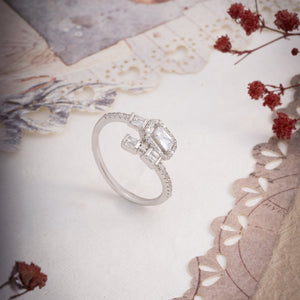 Linear CZ Ring