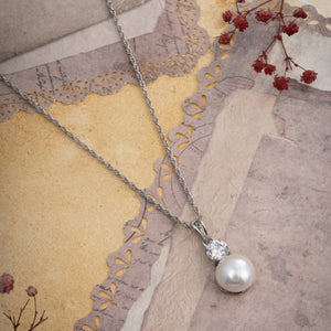 Moon-Light Chain Pendant
