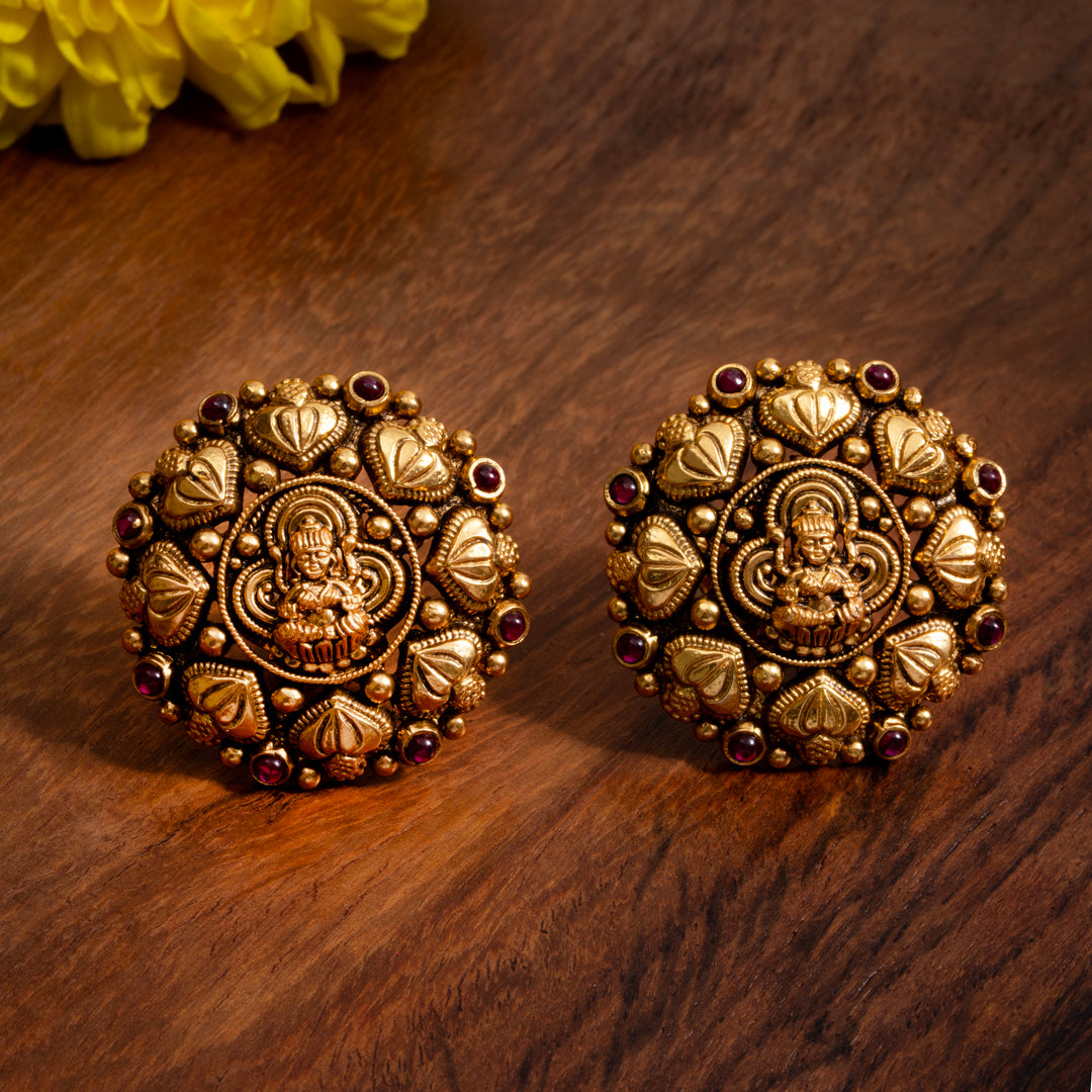 Kanchi Temple Studs