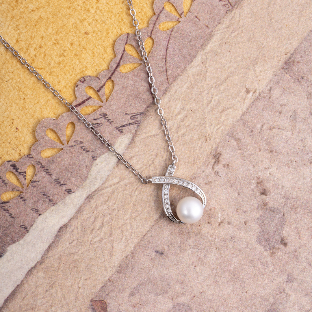 Snow Spark Chain Pendant