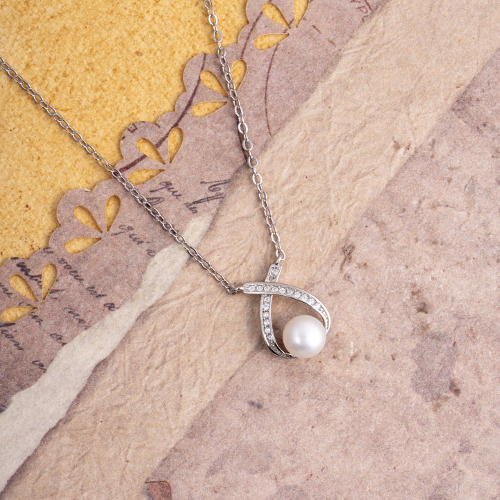 Snow Spark Chain Pendant