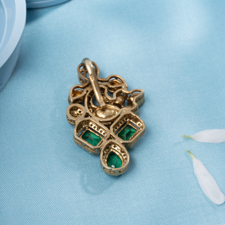 Sparkle Wing Victorian Pendant