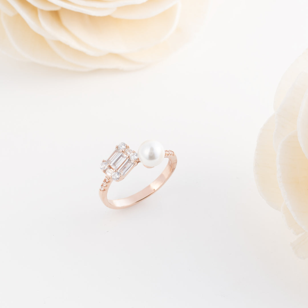 Moonlit Ring