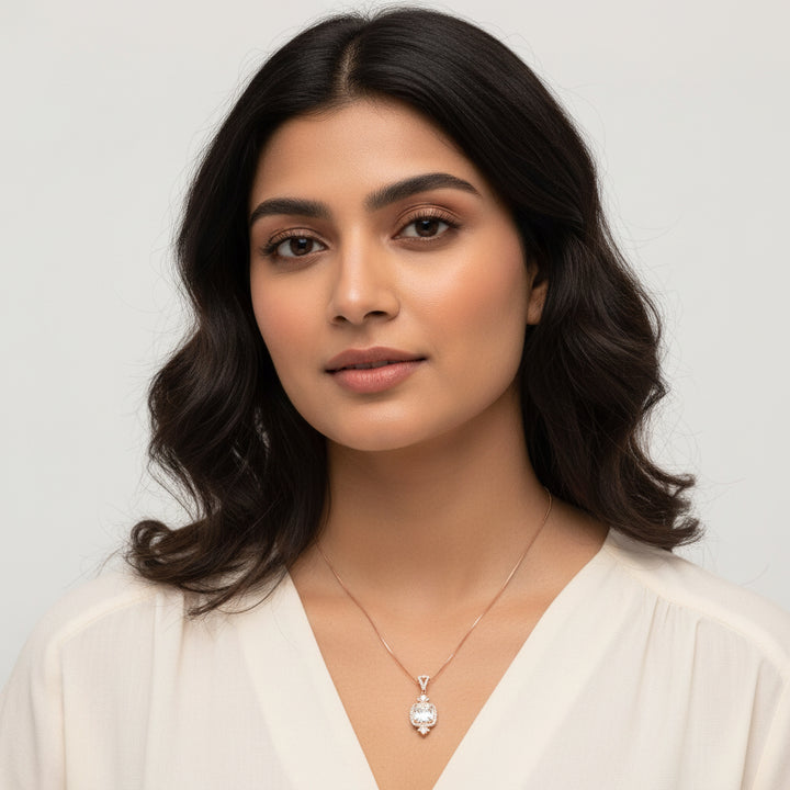 Vionara Cube Chain Pendant