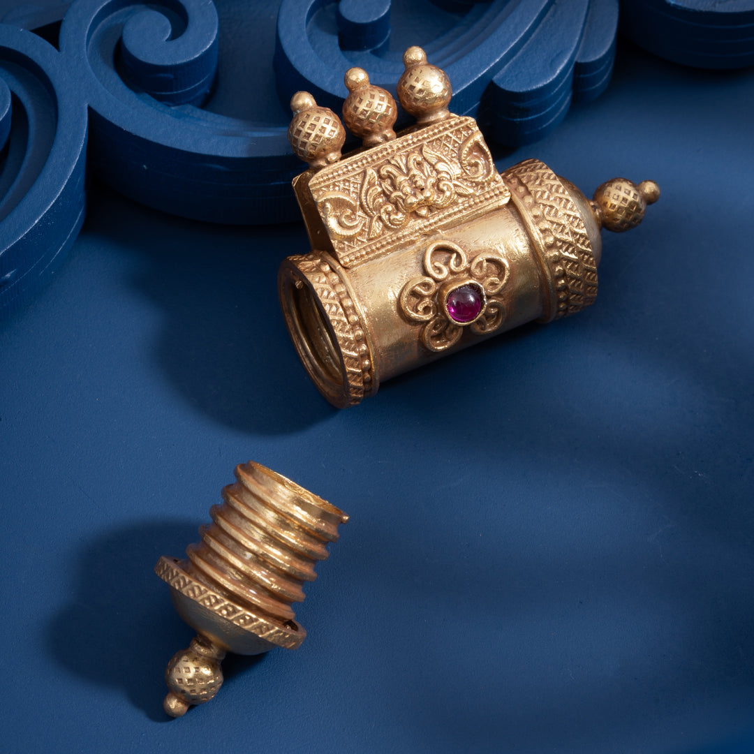 Flora Amulet Antique Pendant