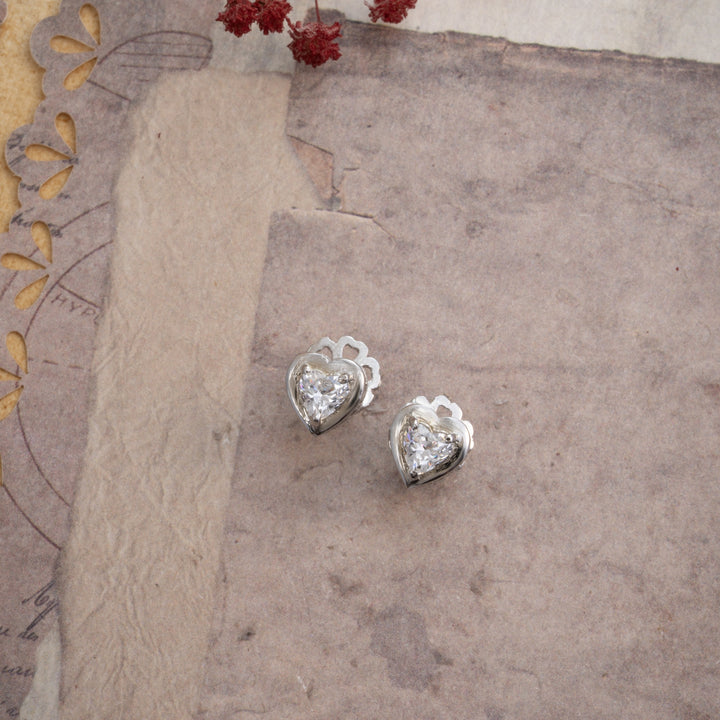 Velisia Heart Pendant Set