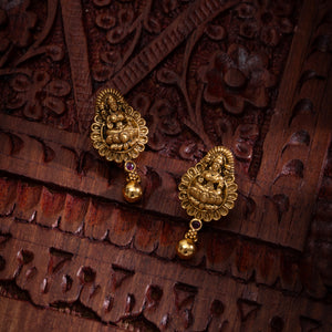 Devi-Drops Temple Studs