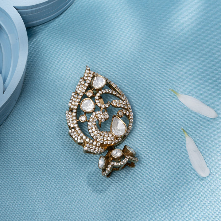 Pluma's Victorian Pendant