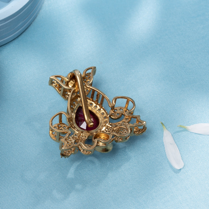 Rose-Crest Victorian Pendant