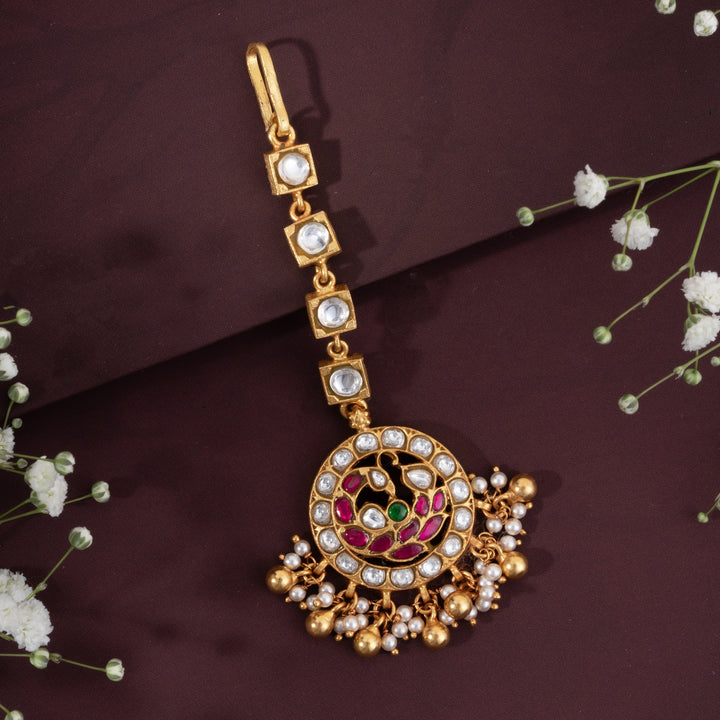 Pavani Mora Maang Tikka