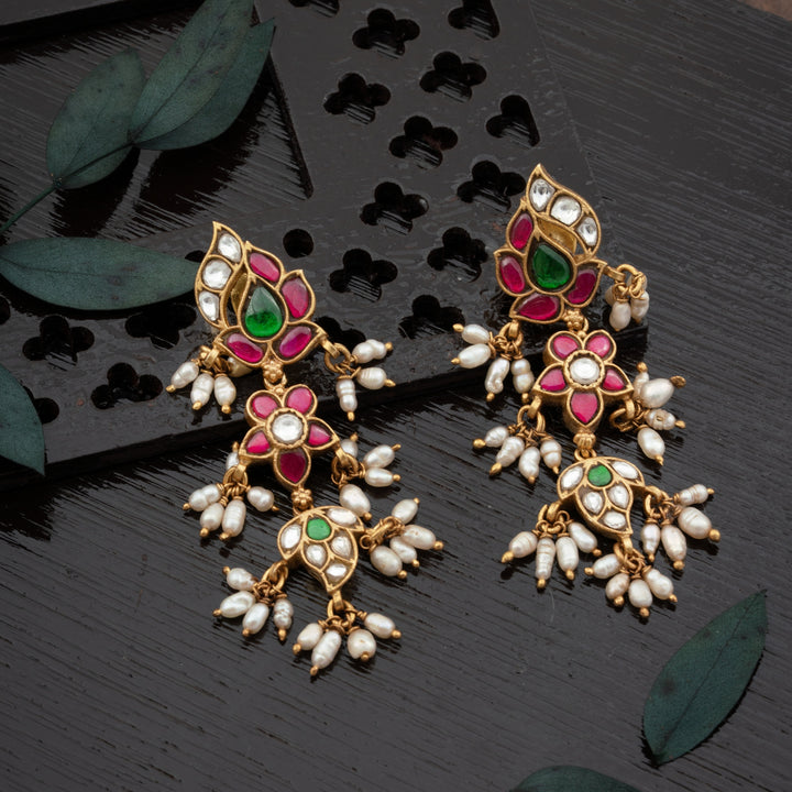 Kundan Petalvika Earrings