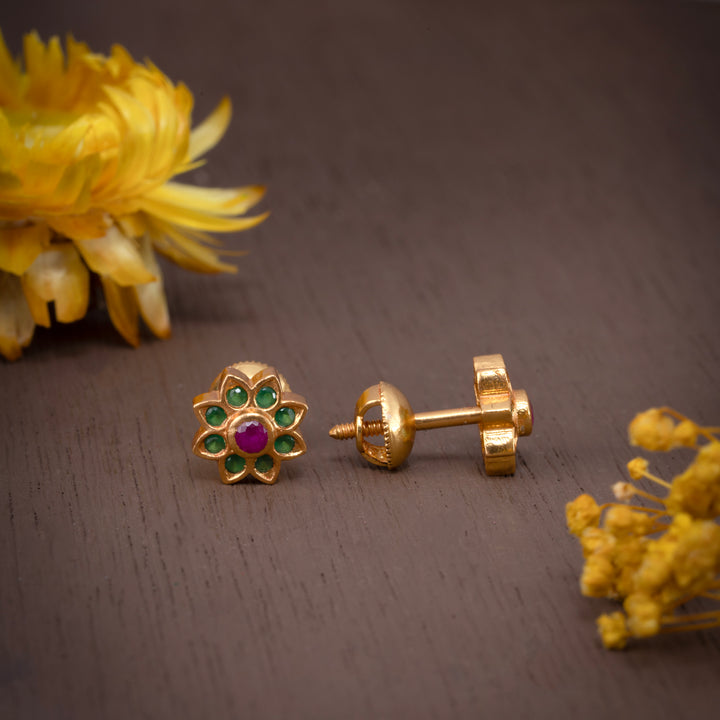 Blushora Stud Earrings