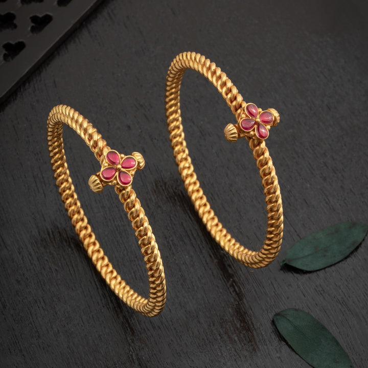 Ratna Harini Bangles