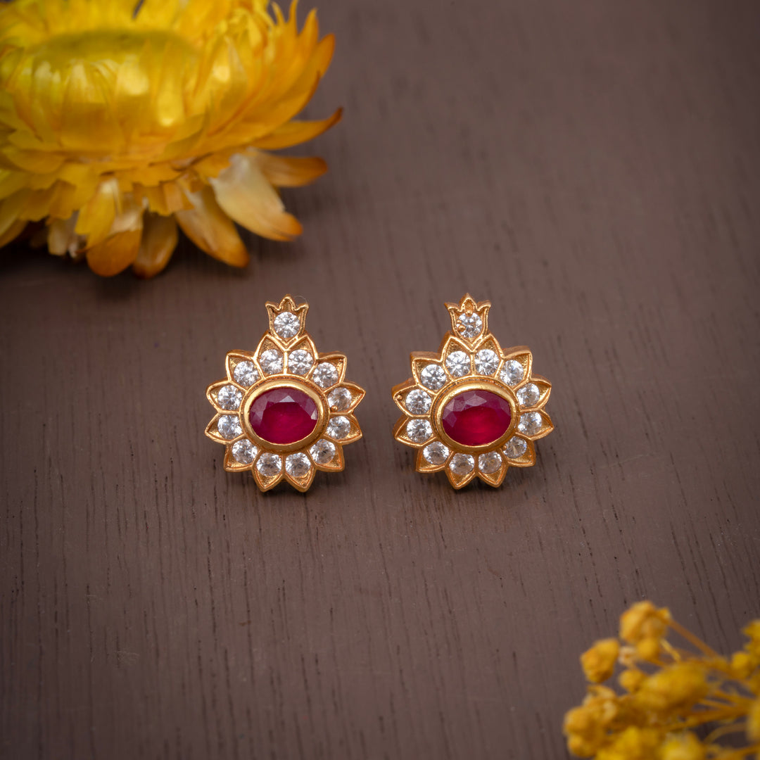 Elenruby Stud Earrings