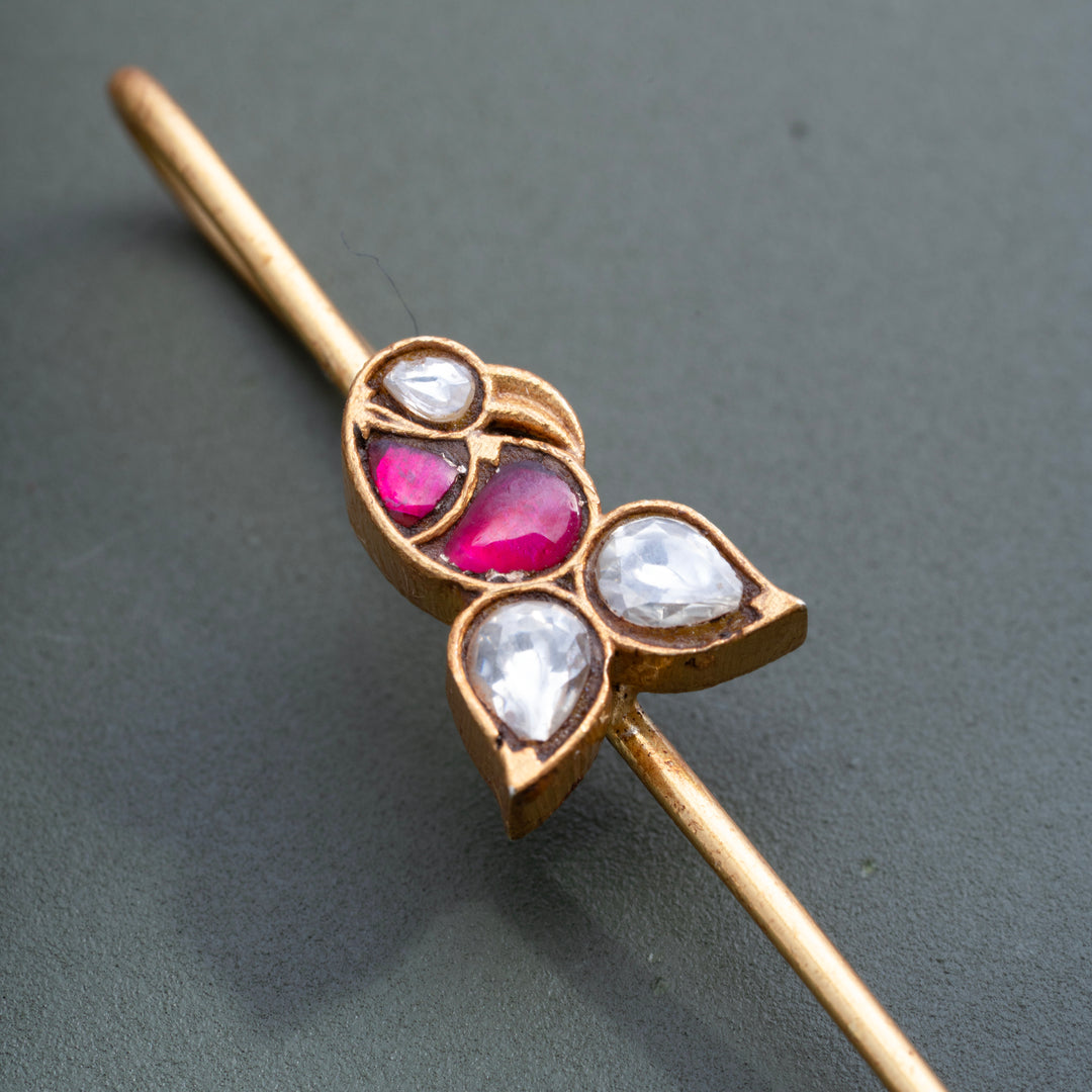 Tota Kundan Ear Cuff