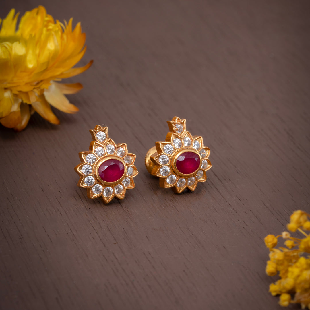 Elenruby Stud Earrings