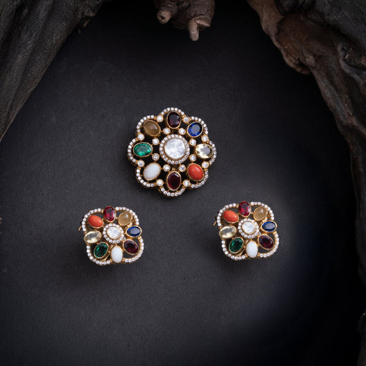 Navique Victorian Pendant Set