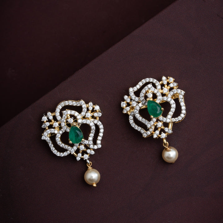 Pearlesse CZ Studs