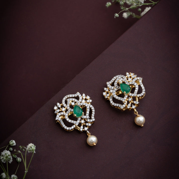 Pearlesse CZ Studs