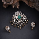 Pear Victorique Pendant Set