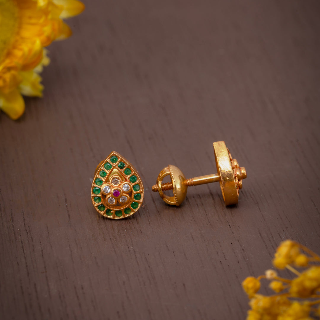 Blume Pear Studs