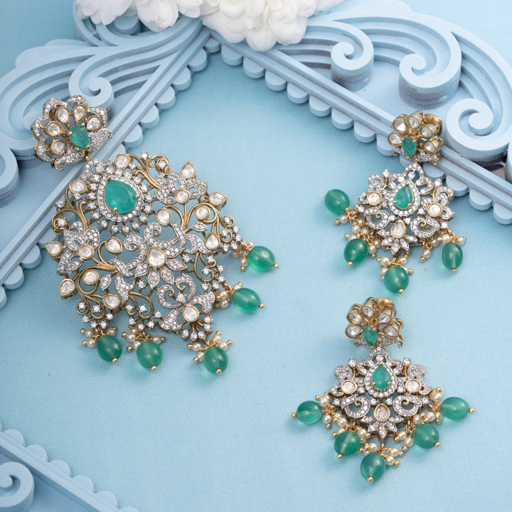 Valoria Victorian Pendant Set