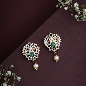Pearlora Mayura Studs
