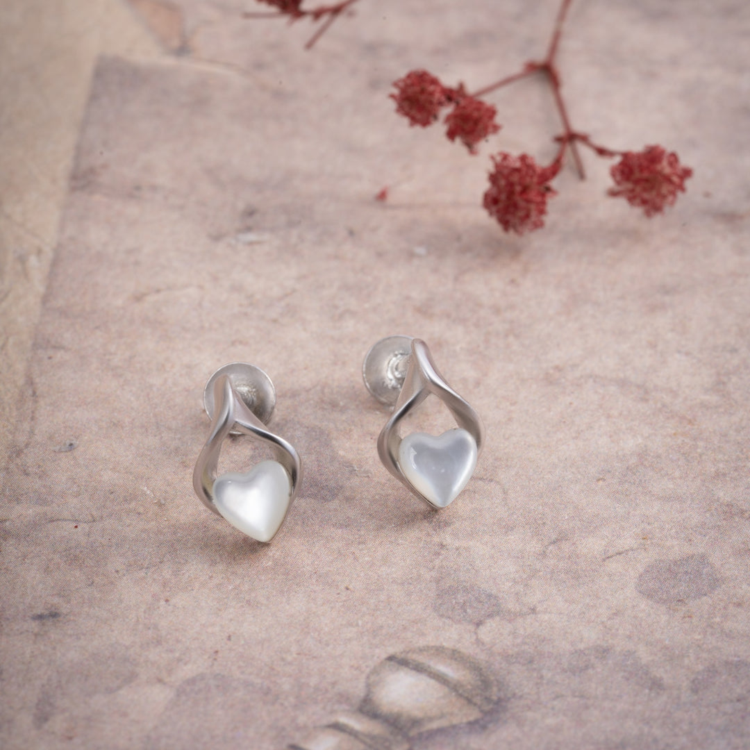 Pearl-Heart Studs