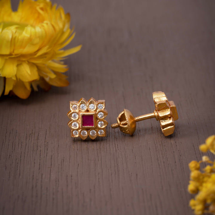 Roseglint Stud Earrings