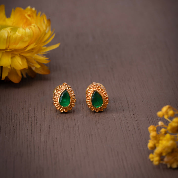 Amulya Leaf Studs