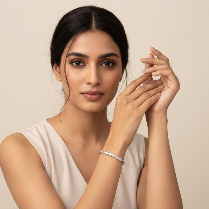 Oval-Twinkle Kada