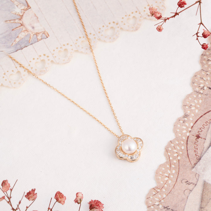 Pearl Grace Chain Pendant