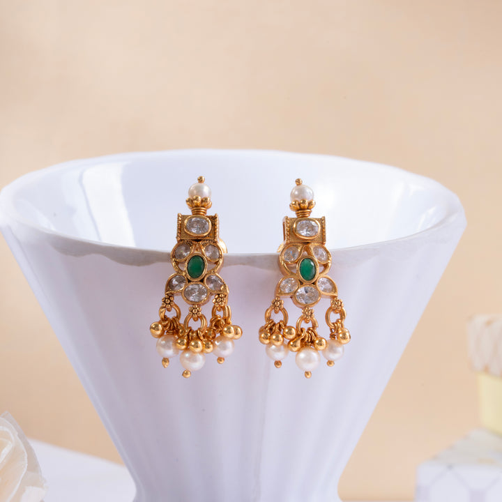 Moti Kireeta Danglers