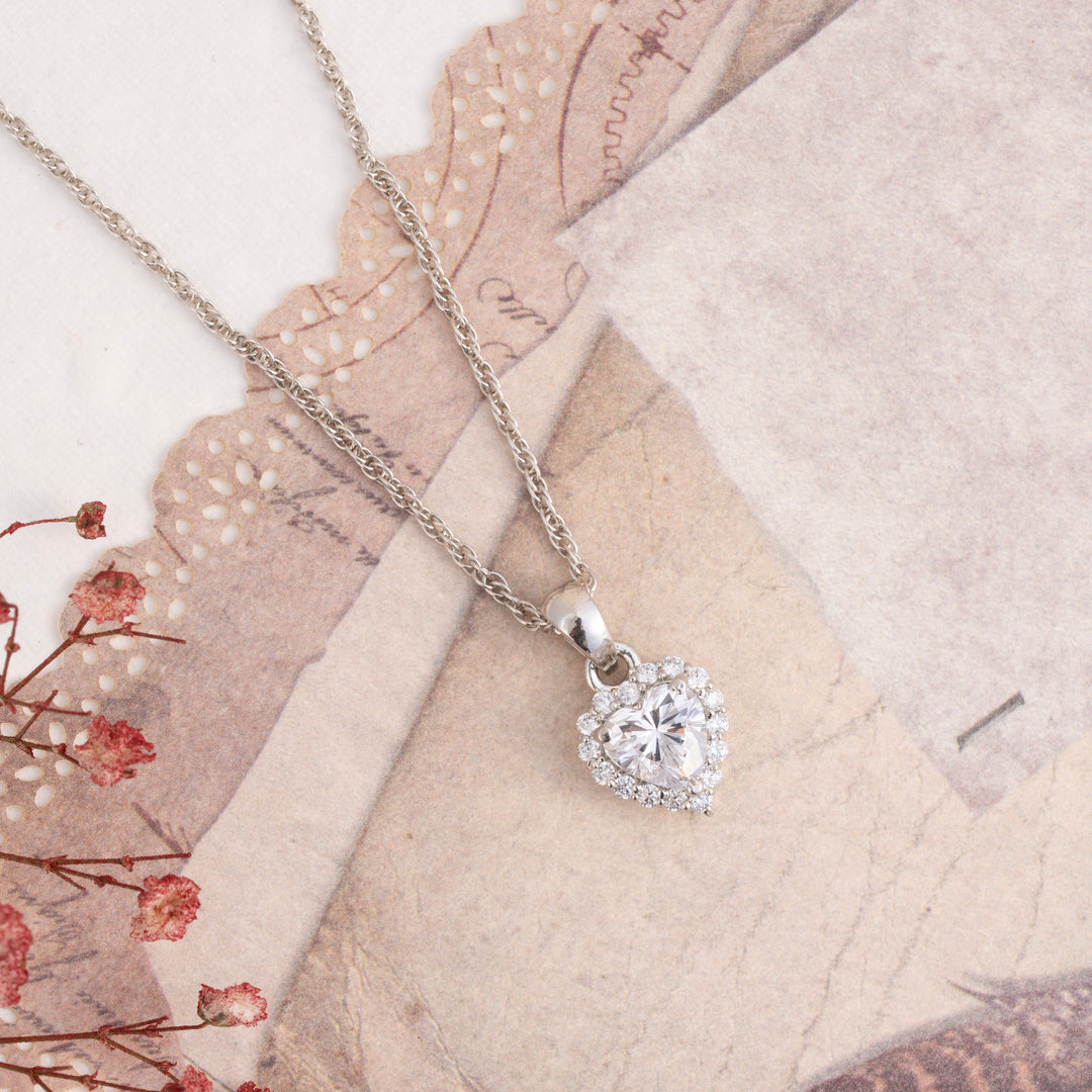 Tiny Heart Chain Pendant