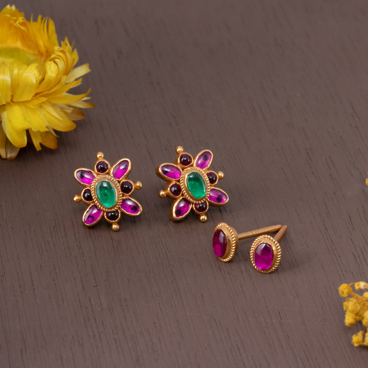 Reversa Stud Earrings