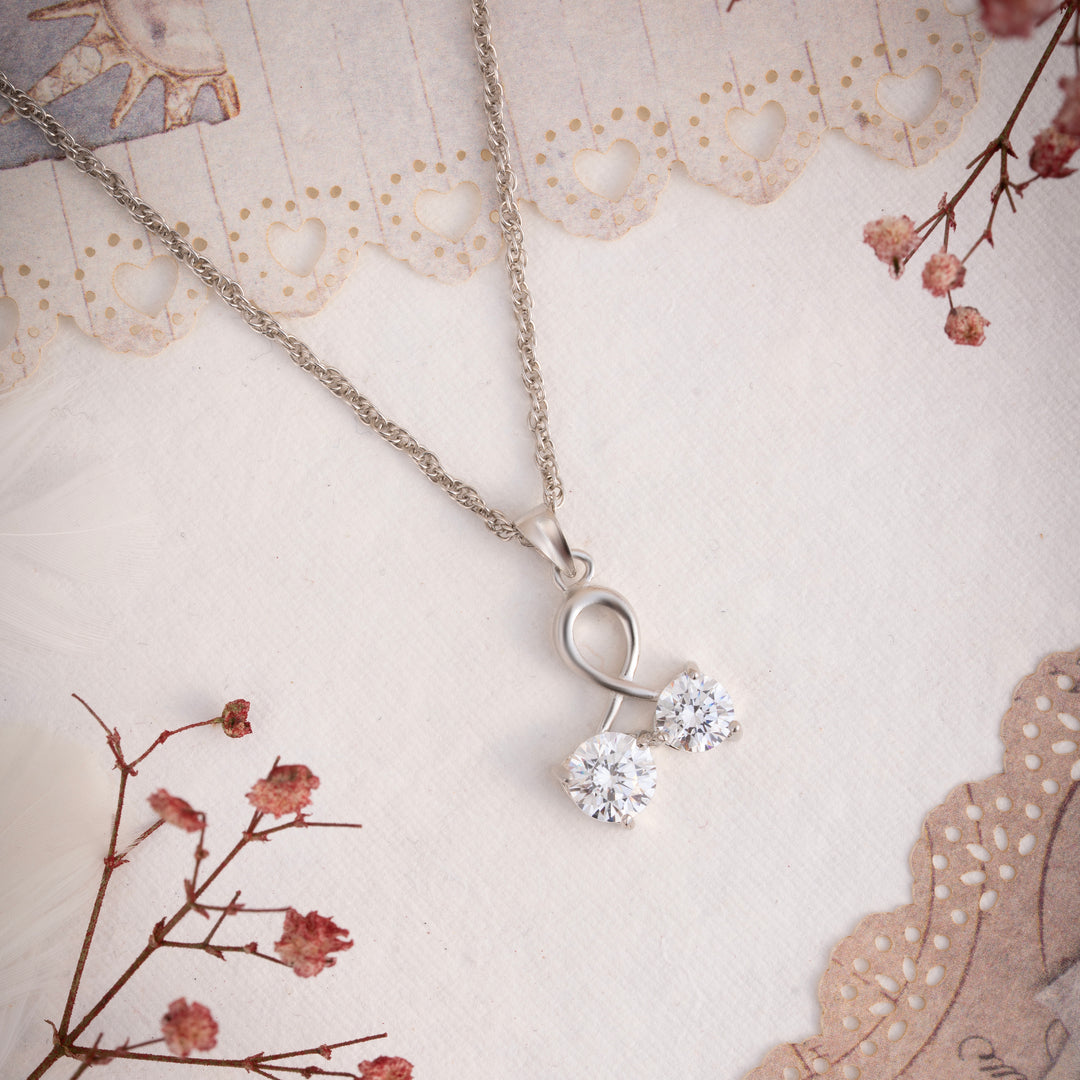 Soft Glow Chain Pendant Set