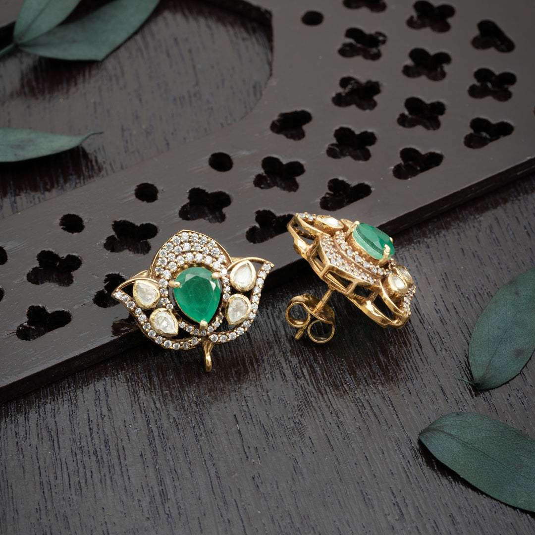 Victoria Crest Stud Earrings