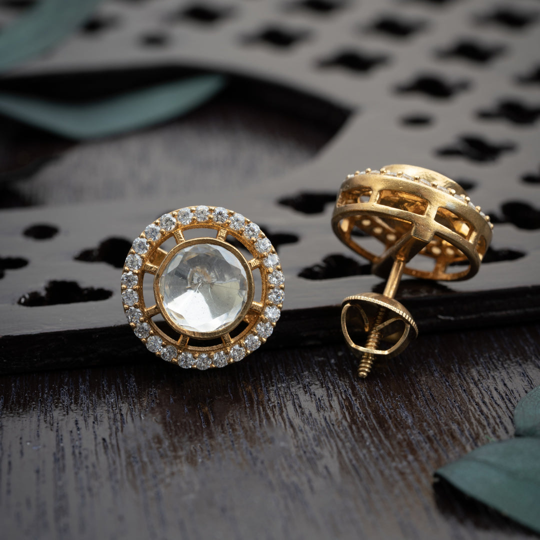 Cziramo Stud Earrings