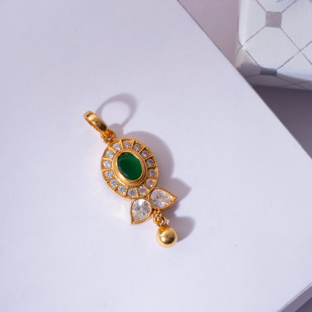 Emroval Pendant Set