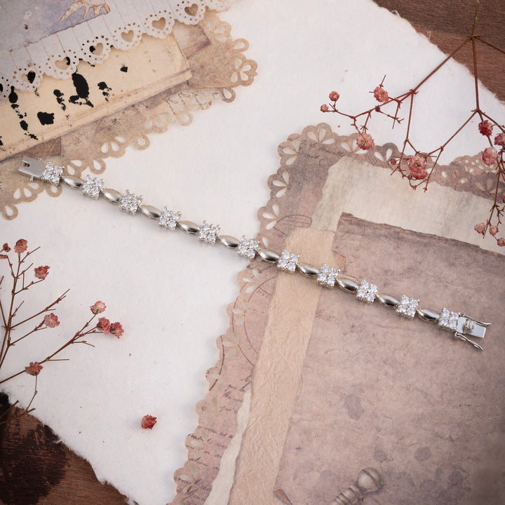 Linear Bracelet