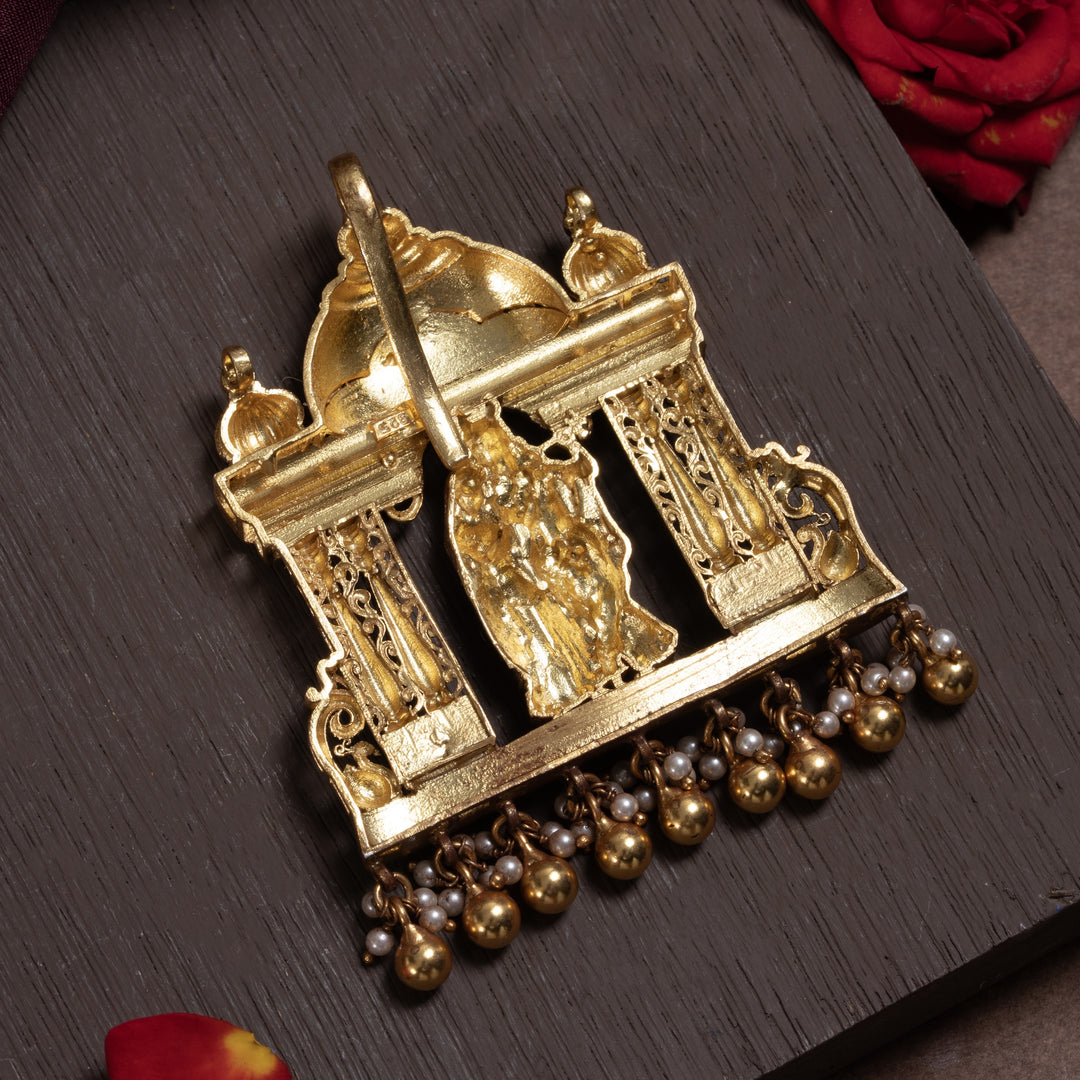 Param Prem Jadau Pendant