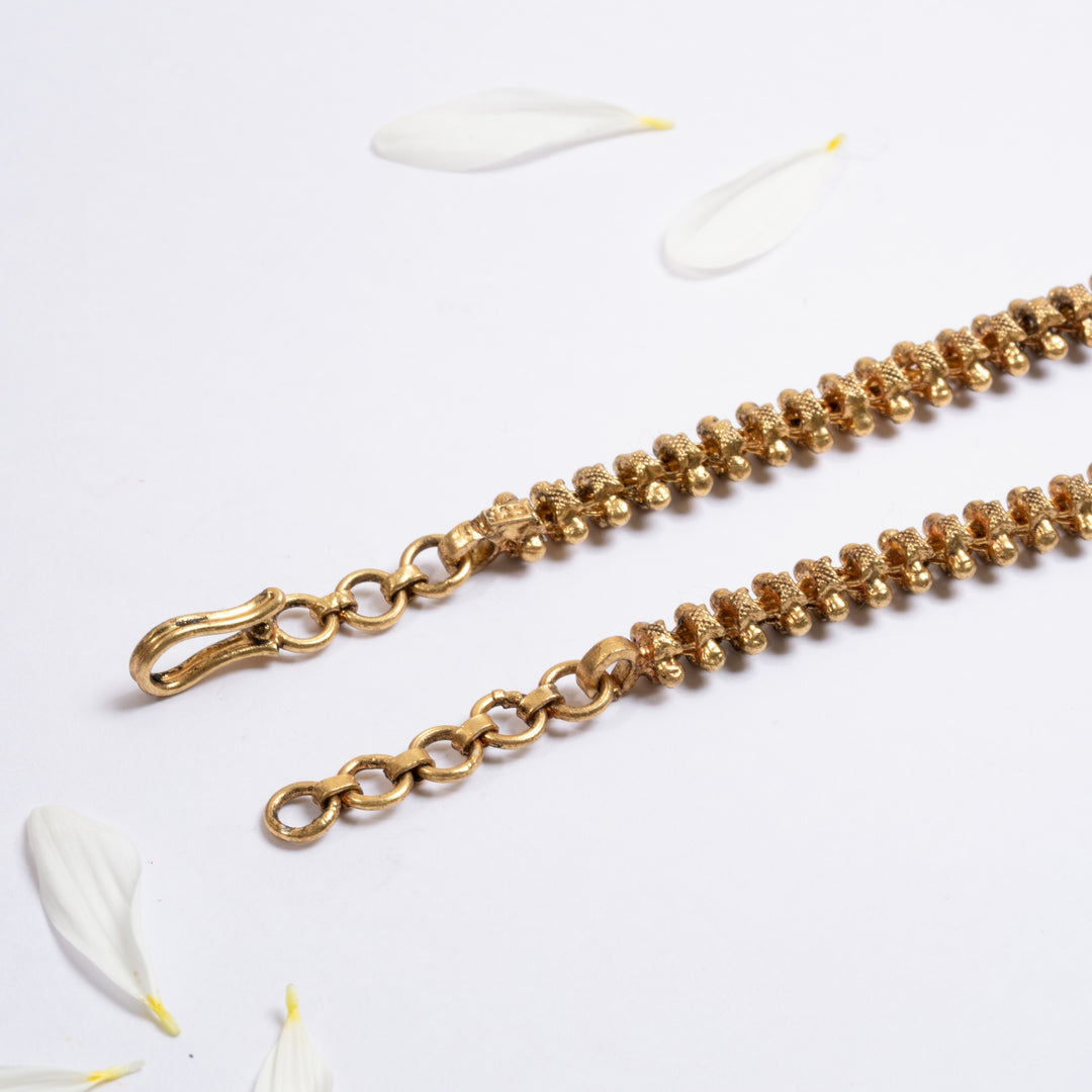 Aurvani Beaded Chain