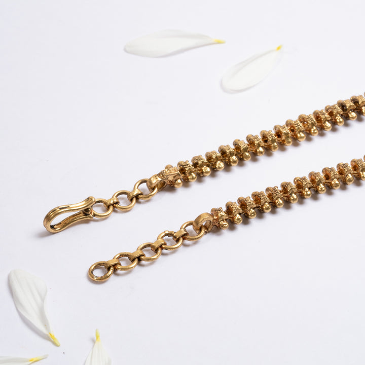 Aurvani Beaded Chain