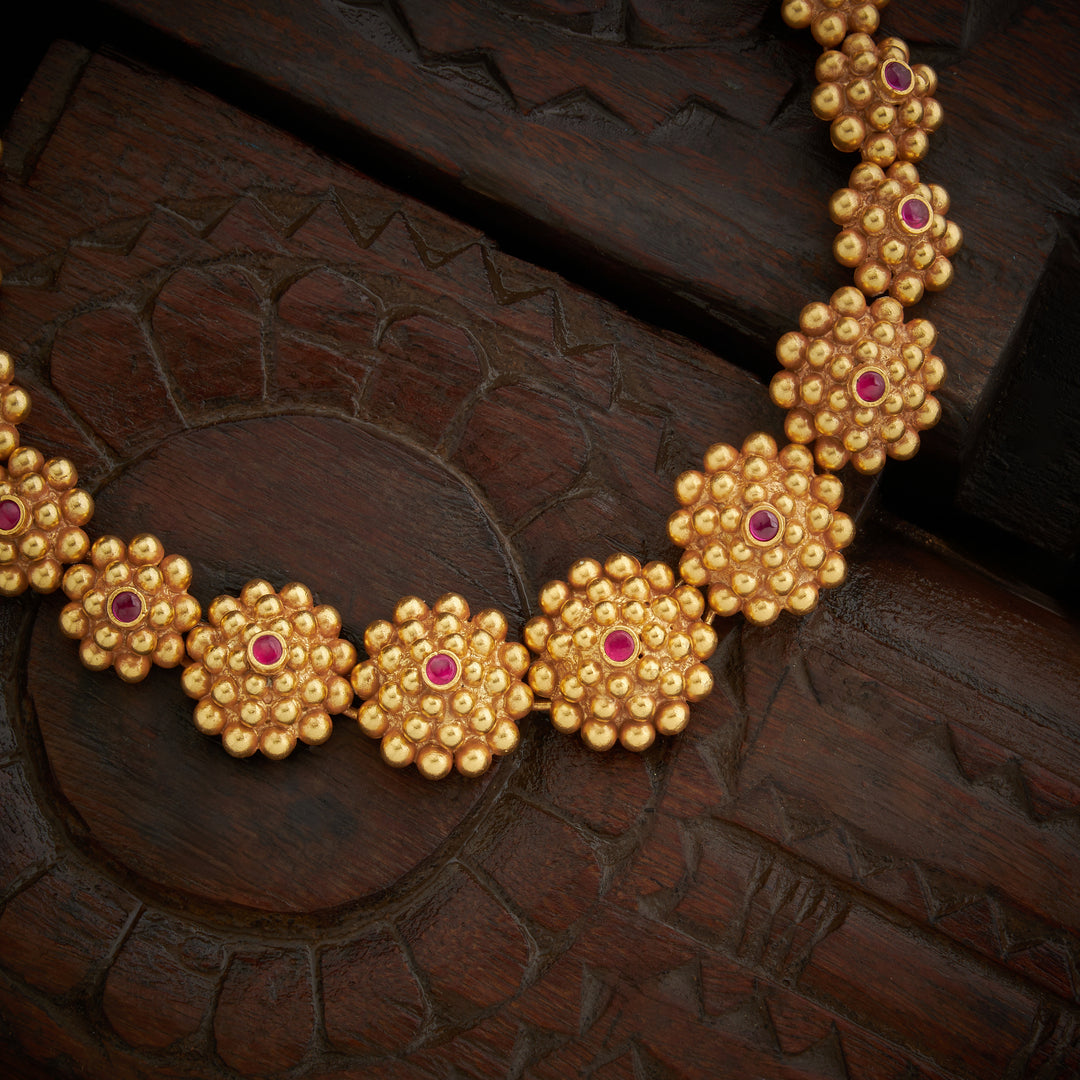 Crimson Petals Necklace Set
