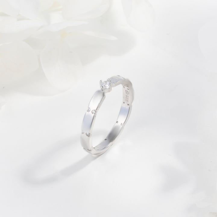 Crystora Ring