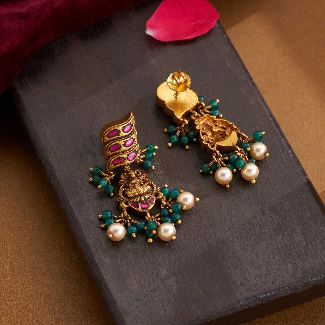Kamala Priya Danglers